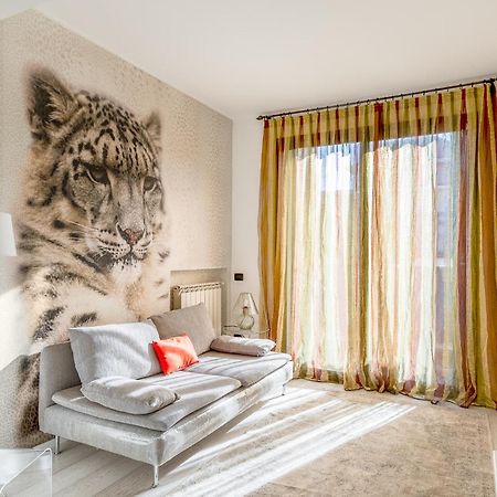 Apartament Bright Loft - Free Private Parking Mediolan Zewnętrze zdjęcie