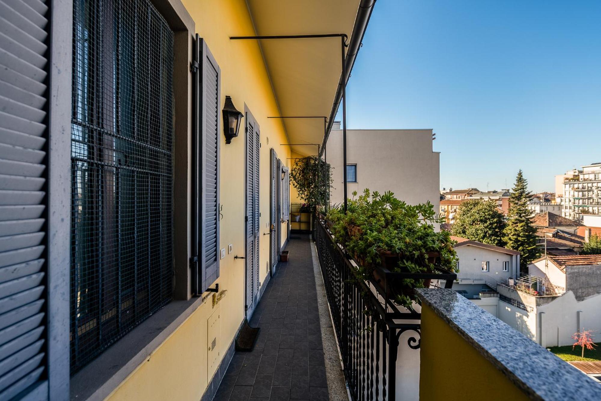Apartament Bright Loft - Free Private Parking Mediolan Zewnętrze zdjęcie